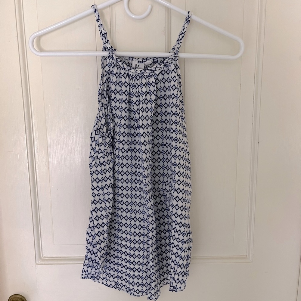 Gap halter tank